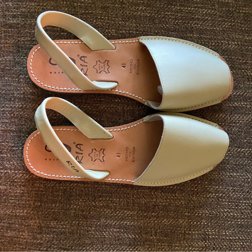 Ria Leather Sandels Size 41 9 1/2